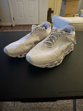 Cloudmonster reimagined for everyday style and comfort. With a CloudTec